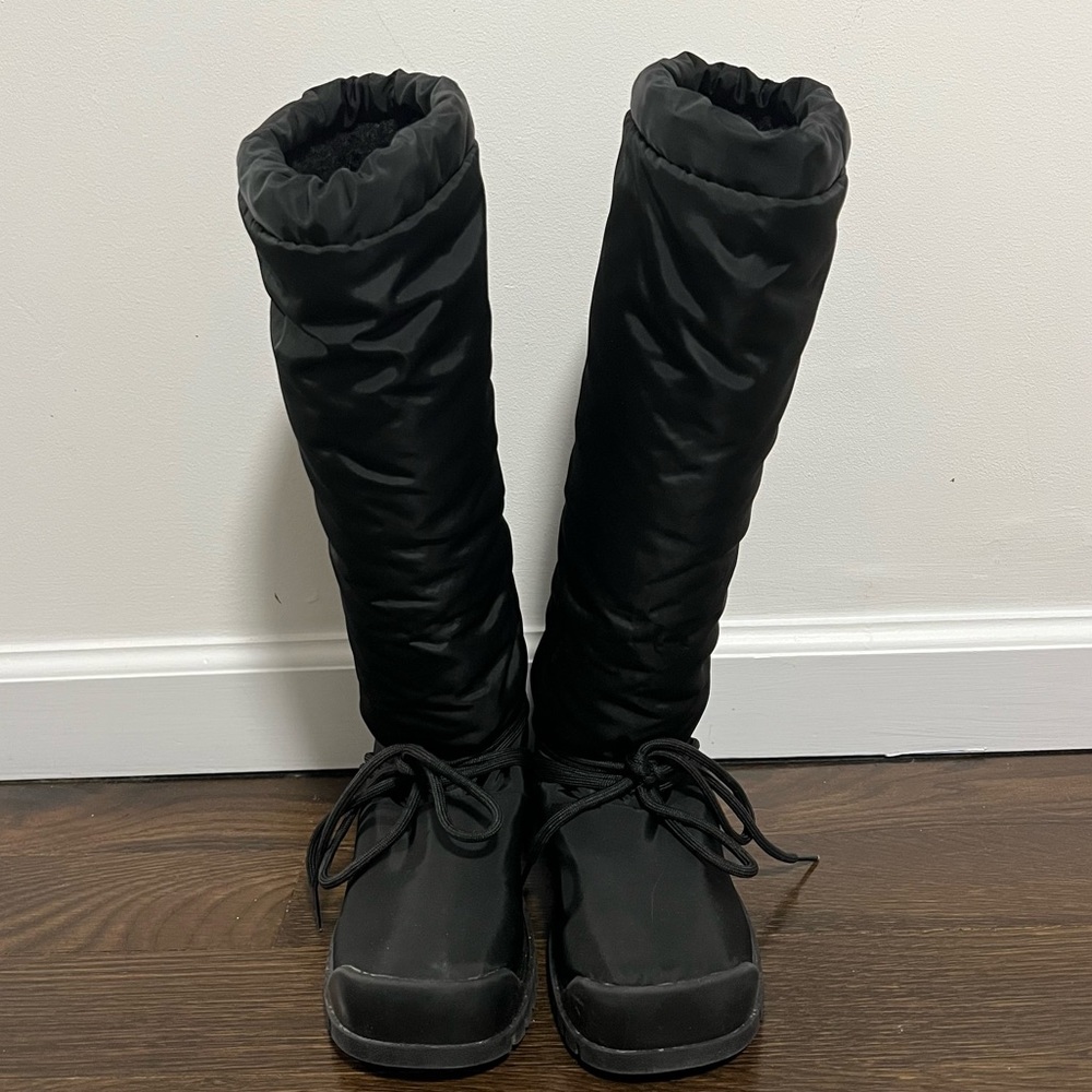 Source Unknown Black Puffer Long Boots - image 3